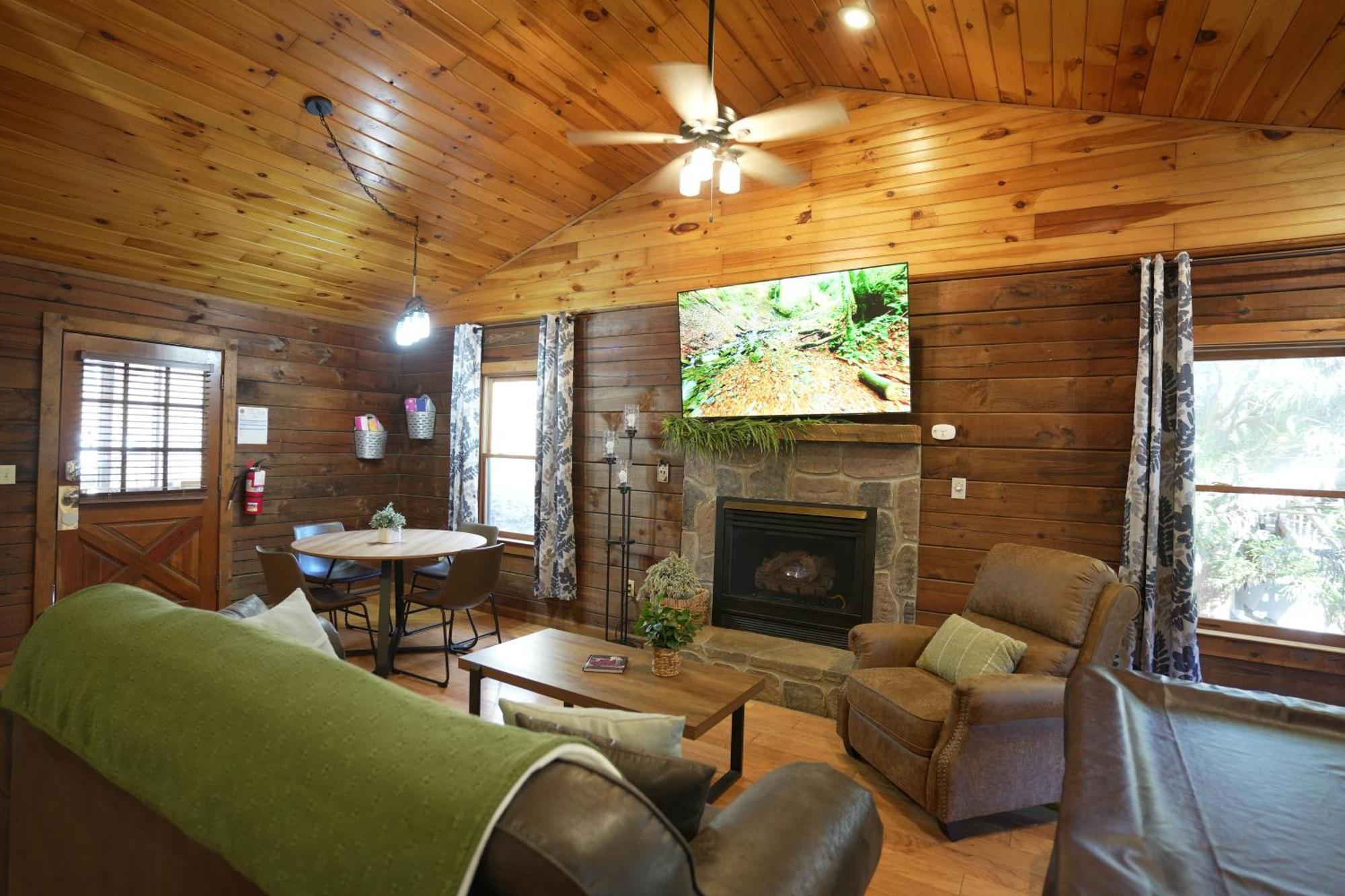 Love Shack Sevierville Exterior foto